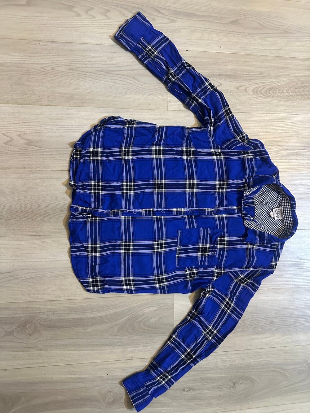 COMO Vintage Blue Plaid Flannel Button Down Shirt Size Large Rayon Long Sleeve